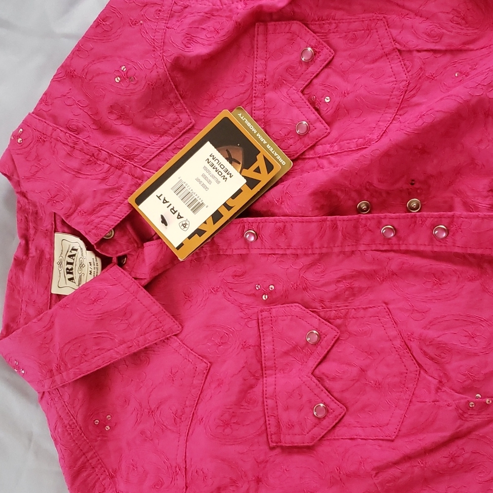 Ariat Fuchsia Cassie Sequin embellished Ladies Women's western shirt w/tags